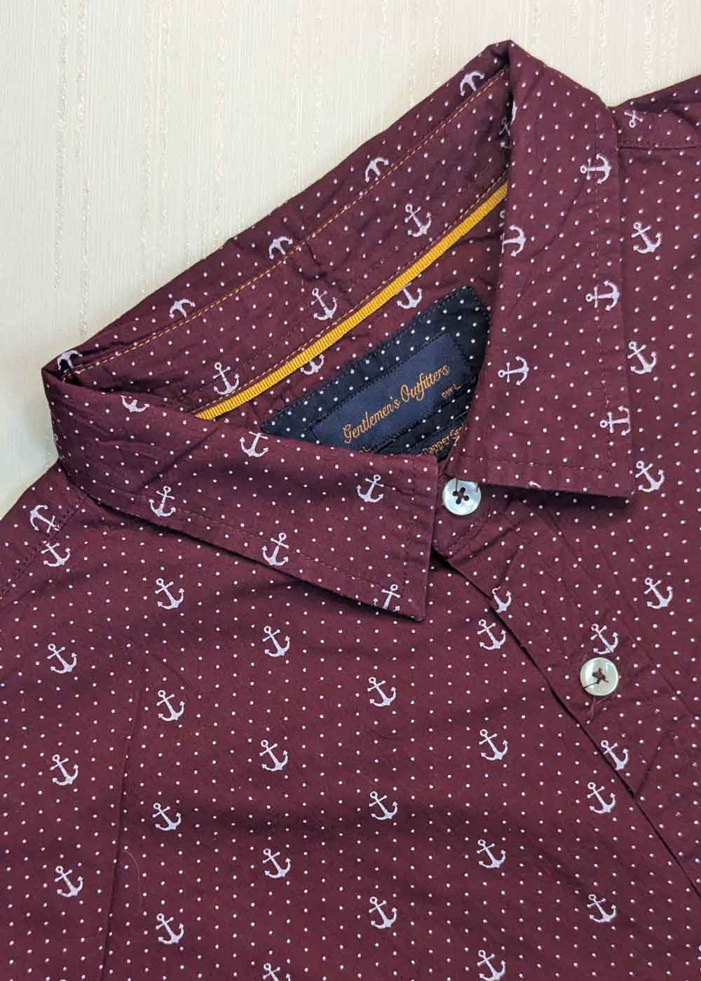 Gentlemen's Outfitters Casual Shirt – Large – Half Sleeves
