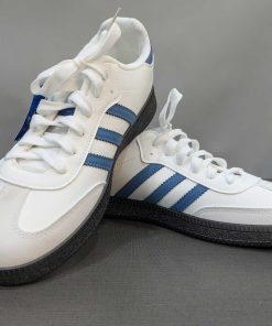 Classic Retro Low-Top Sneakers - Image 4